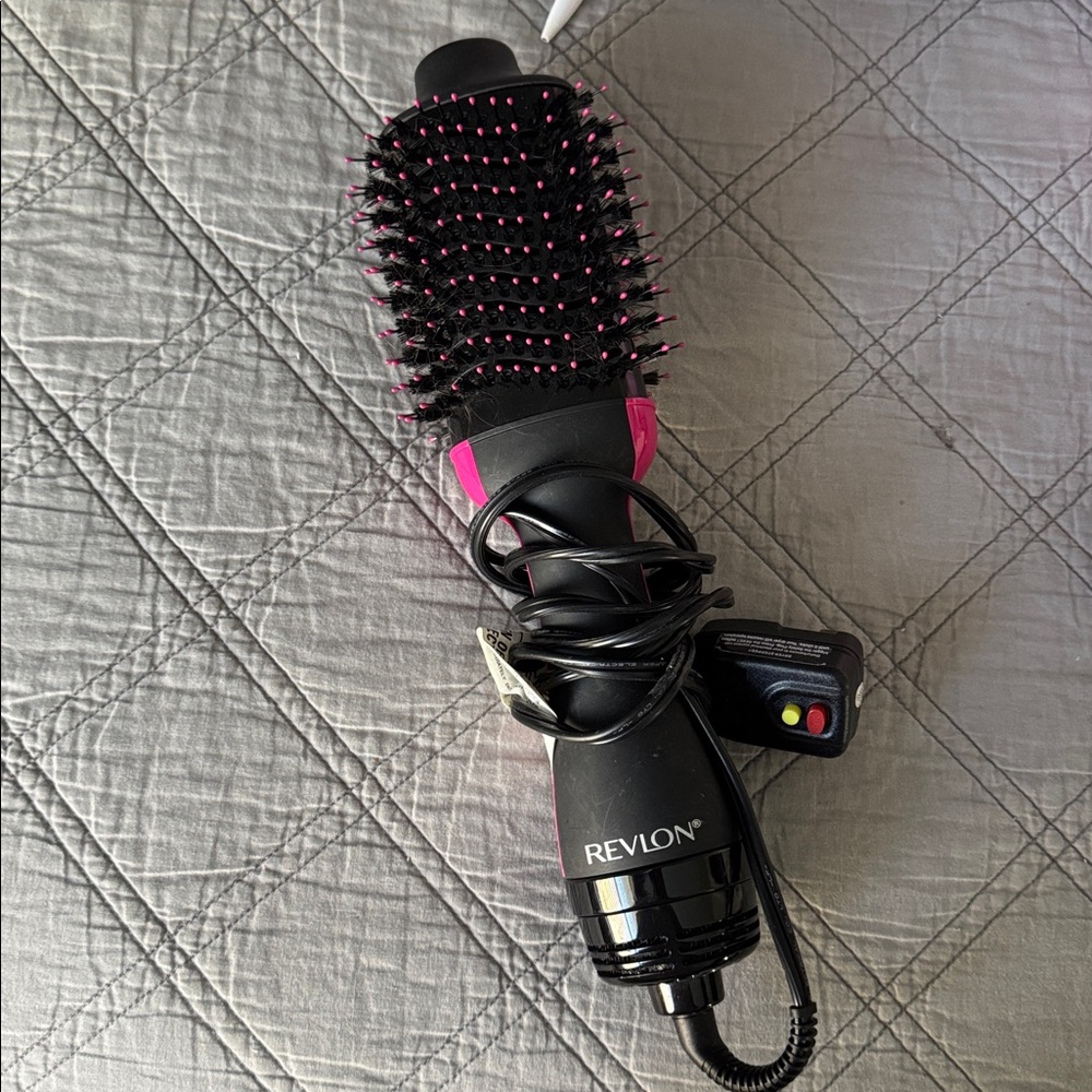 Revlon Black and Pink Styling Brush